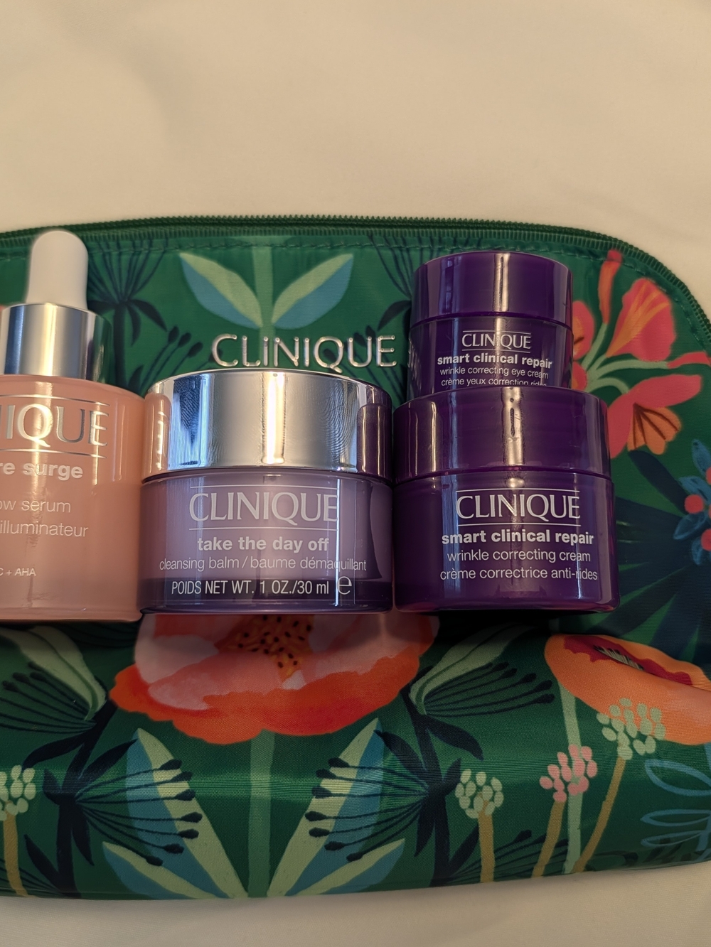 Clinique Youthful Bundle - Active Glow Serum, SCR Moisturizers, & TTDO Balm